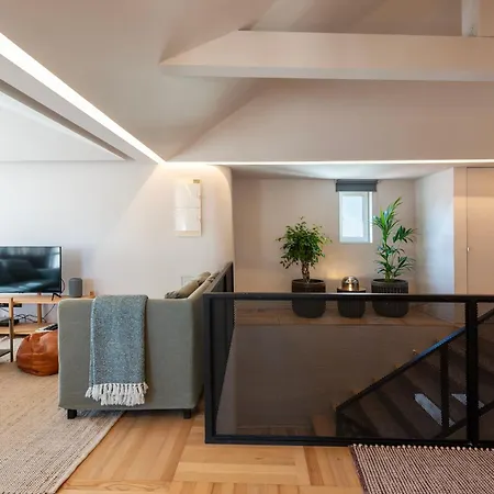 Prime Riverside Duplex Porto